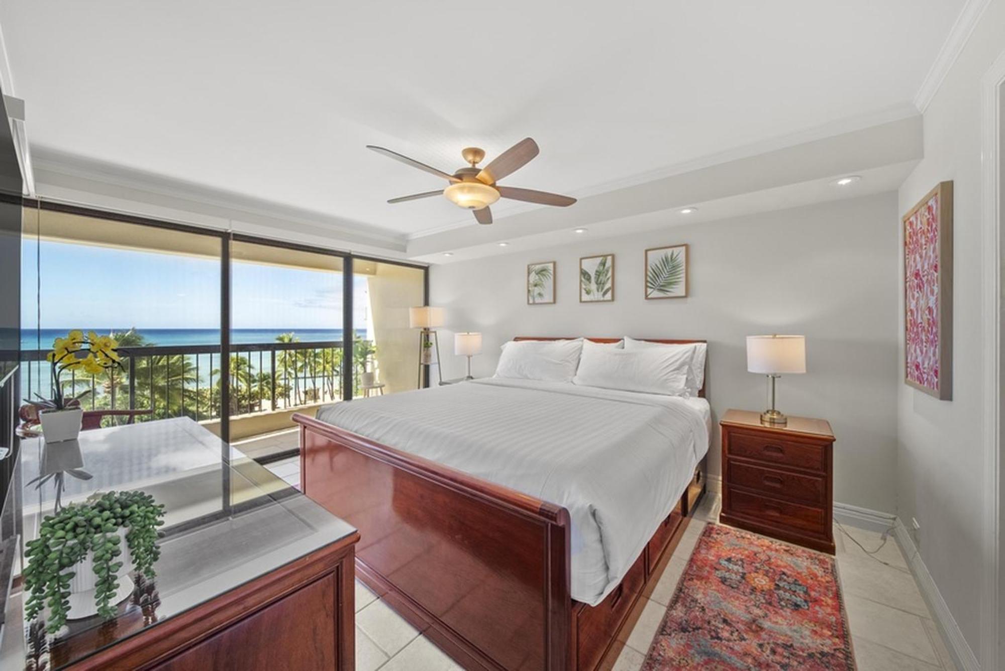 Aston Waikiki Beach Tower 602 Holiday home *
